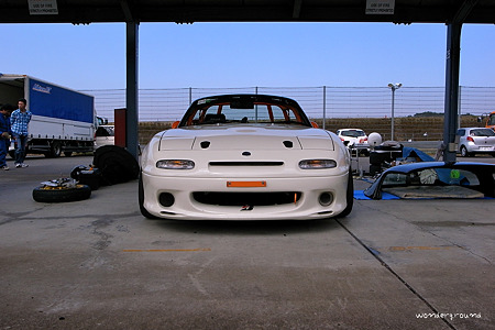 R0014404tj