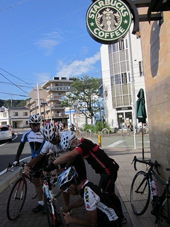 葉山スタバ
