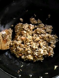 出がらし茶たっぷりケチャップご飯