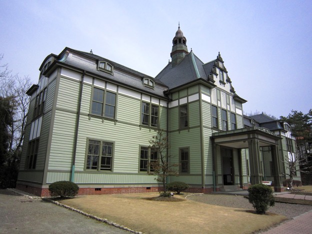 北里研究所本館・医学館