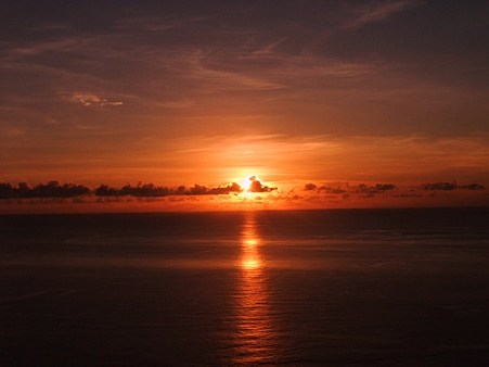 ウェザーステーションからの夕陽。