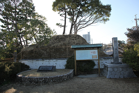 緒川城 - 1