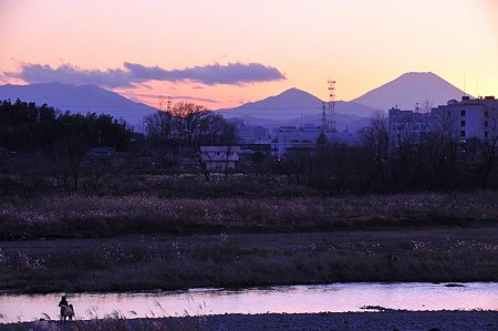 AKT_0133