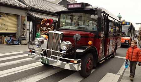レトロバス