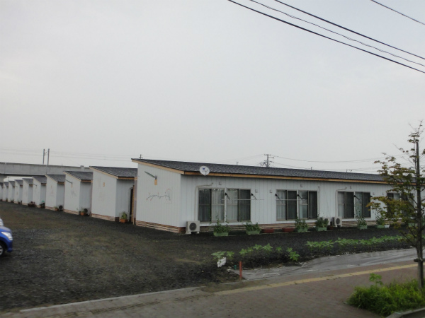 美田園駅近くの仮設住宅