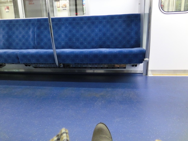 Photos: 下り電車空いてます。